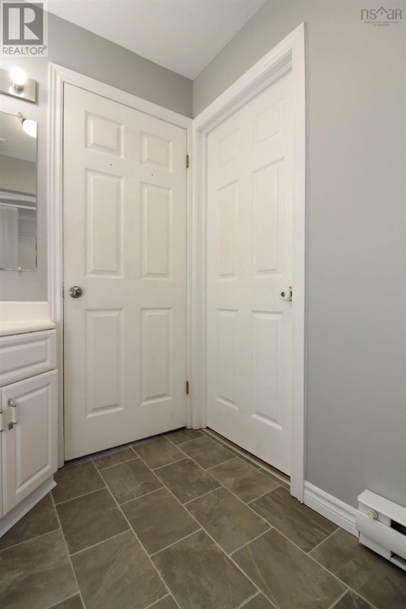 26 Johnson Avenue photo 18