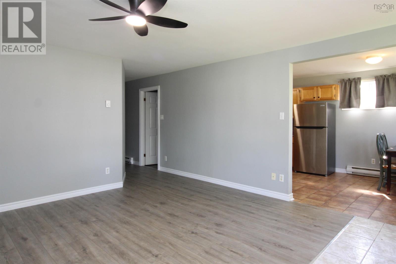 26 Johnson Avenue photo 7