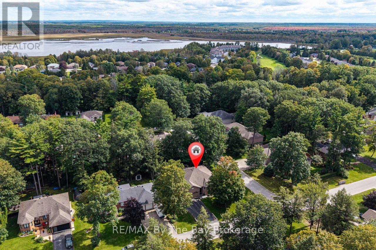 17 Downer Crescent, Wasaga Beach, Ontario  L9Z 1C2 - Photo 36 - S13812472