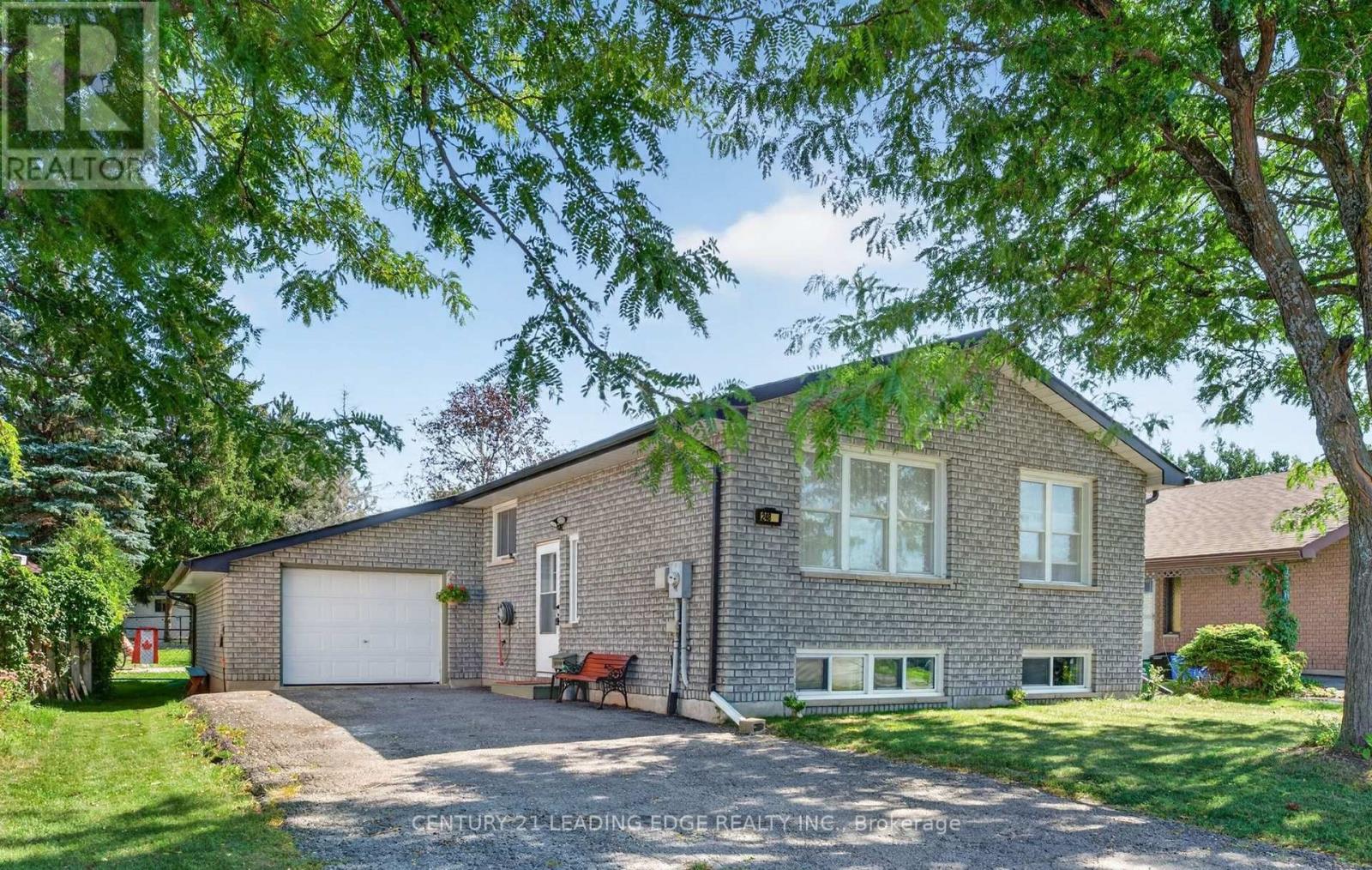 248 VICTORIA AVENUE N, Kawartha Lakes, Ontario
