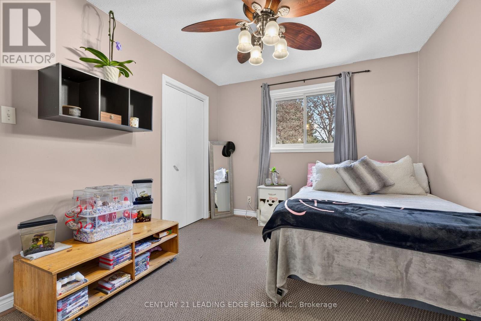 248 VICTORIA AVENUE N photo 19