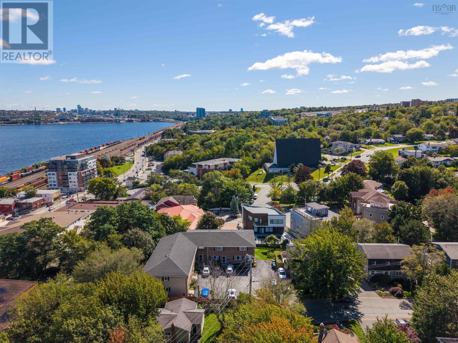 1 18 A Pioneer Avenue, Halifax, Nova Scotia  B3M 1W8 - Photo 1 - 202624099