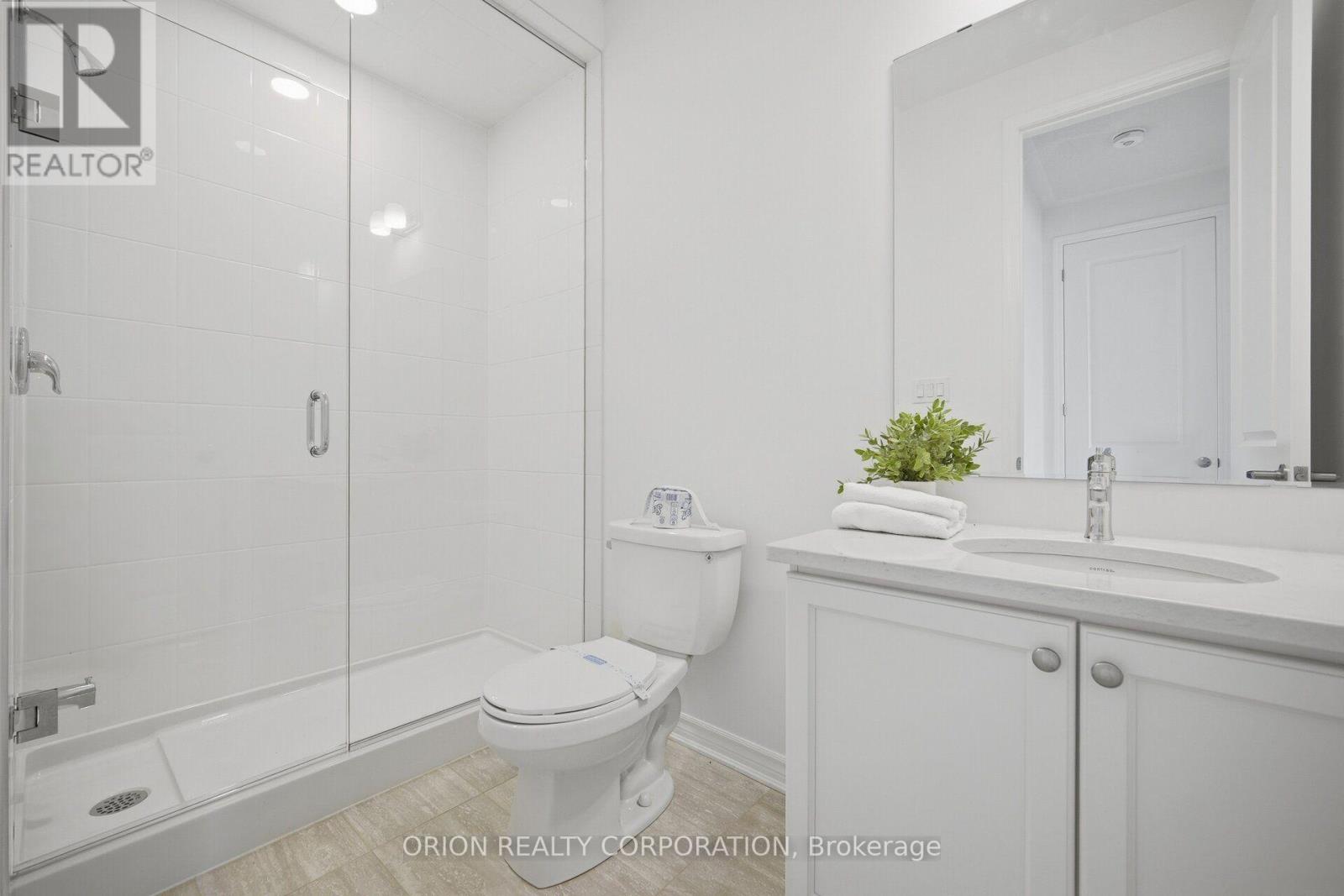 704 Sargeant Place, Innisfil, Ontario  L9S 0S9 - Photo 11 - N13816330