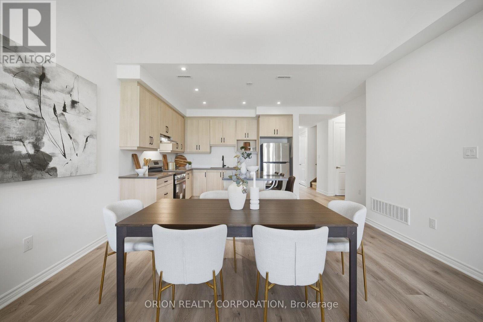 704 Sargeant Place, Innisfil, Ontario  L9S 0S9 - Photo 6 - N13816330