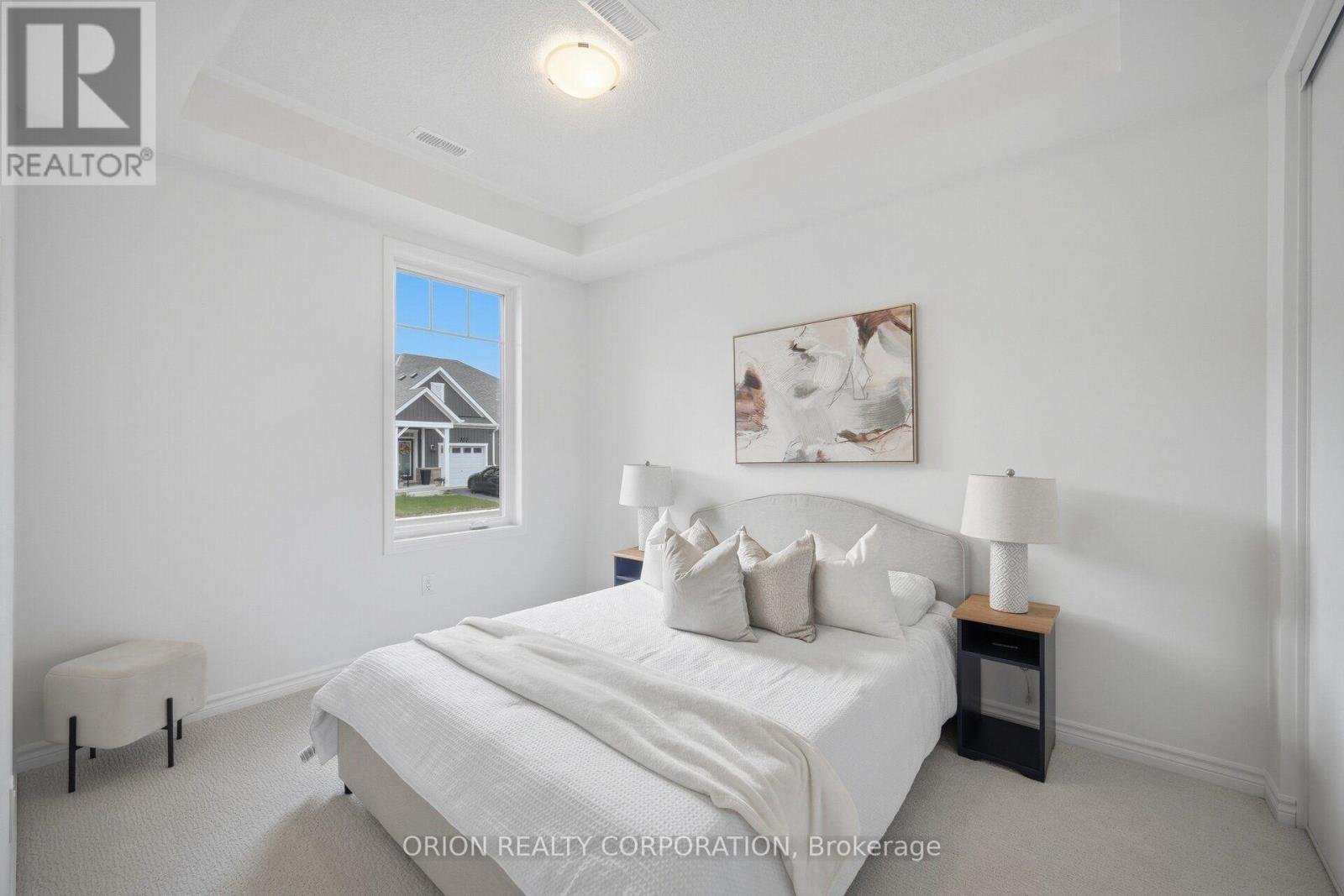 704 Sargeant Place, Innisfil, Ontario  L9S 0S9 - Photo 12 - N13816330