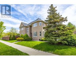 2137 FRONTIER DRIVE, Oakville, Ontario