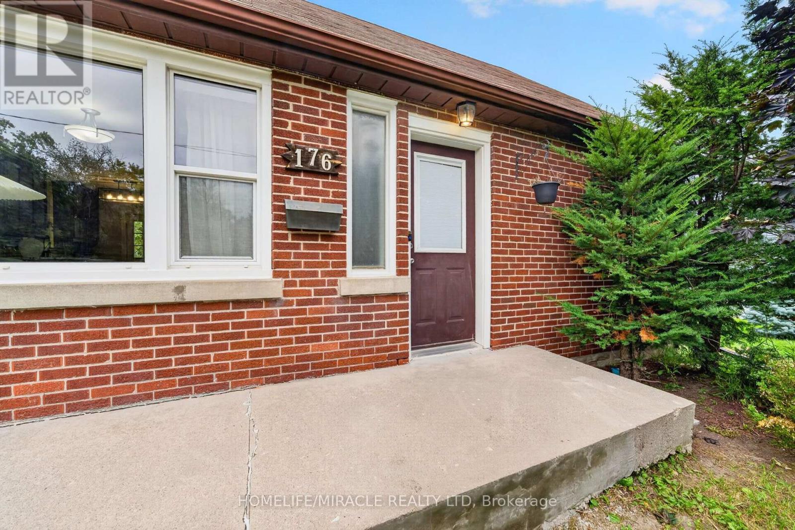 176 Avalon Place, Kitchener, Ontario  N2M 4N8 - Photo 9 - X13816382