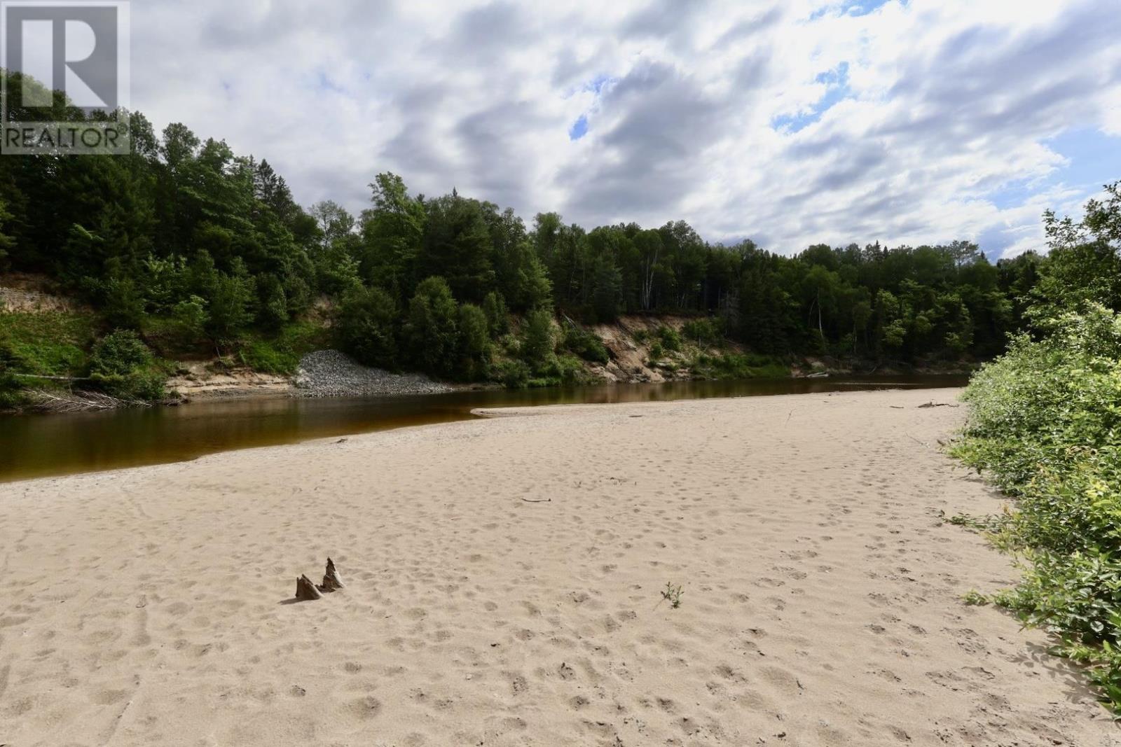 190 Byes Side Rd, Goulais River, Ontario  P0S 1E0 - Photo 6 - SM261748