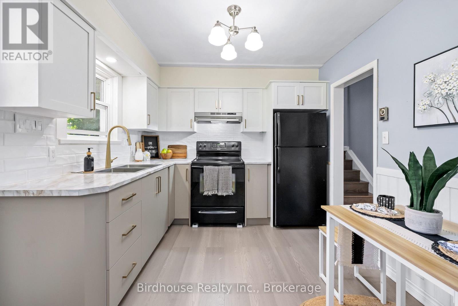 168 Adelaide Street N, Kawartha Lakes, Ontario K9V 4M6 - Photo 7 - X13817650
