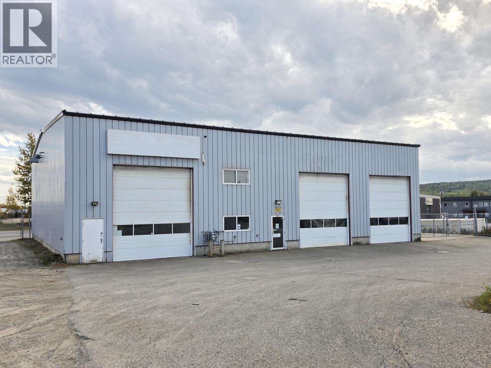 9122 Rock Island Road, Prince George, British Columbia V2N 5T4 - Photo 2 - C8082236