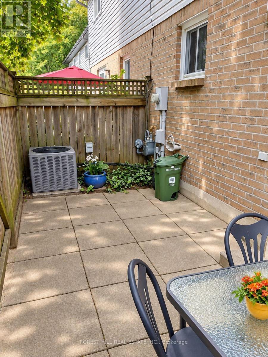 10 - 1294 Byron Baseline Road, London South, Ontario  N6K 4G7 - Photo 13 - X13817658
