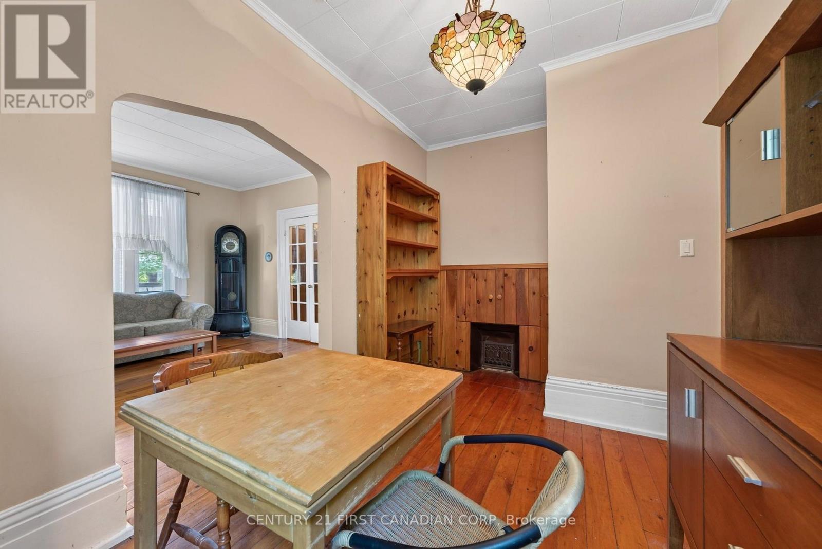 324 Ridout Street S, London South, Ontario  N6C 3Z3 - Photo 13 - X13817694
