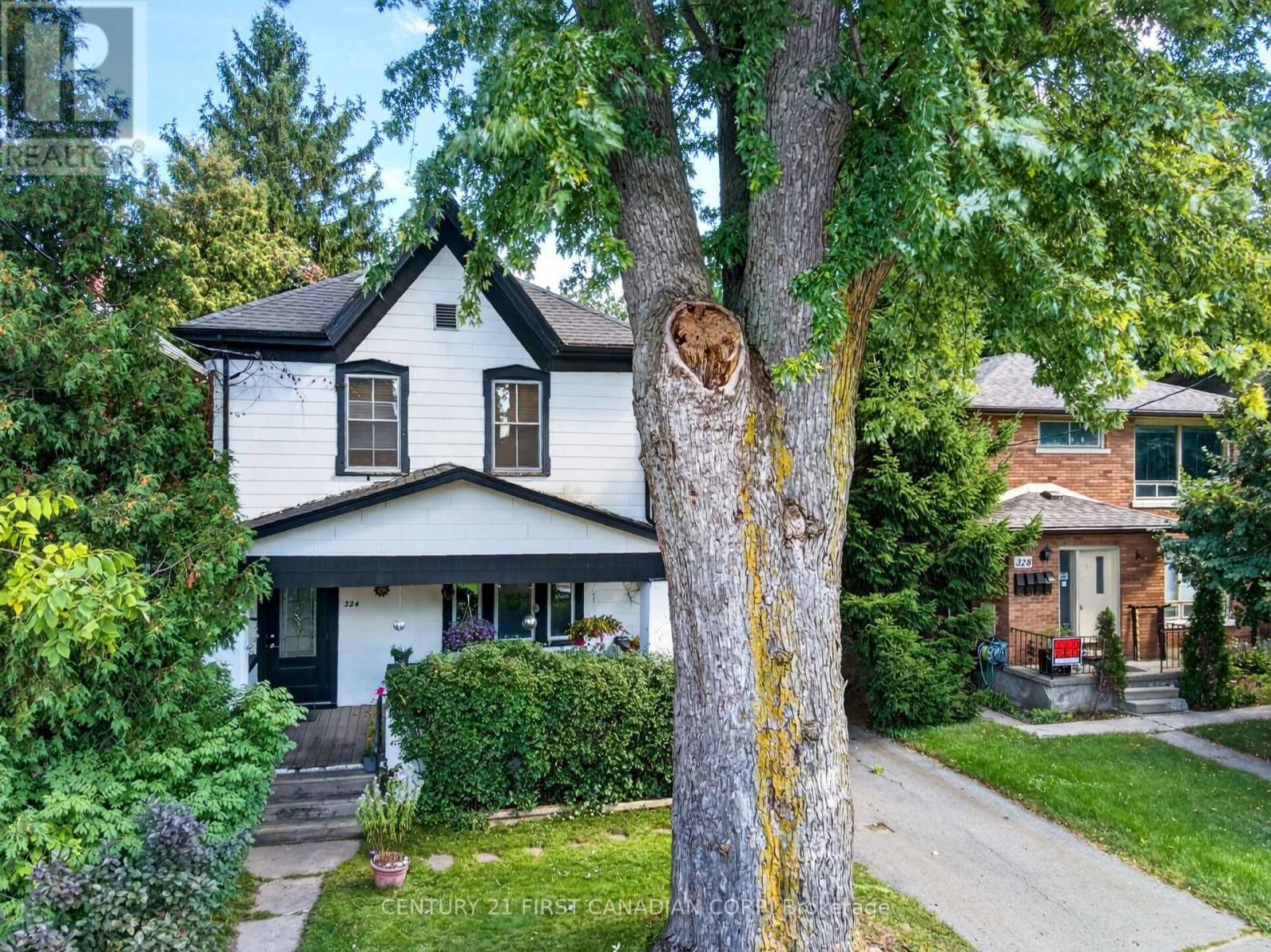 324 Ridout Street S, London South, Ontario  N6C 3Z3 - Photo 2 - X13817694