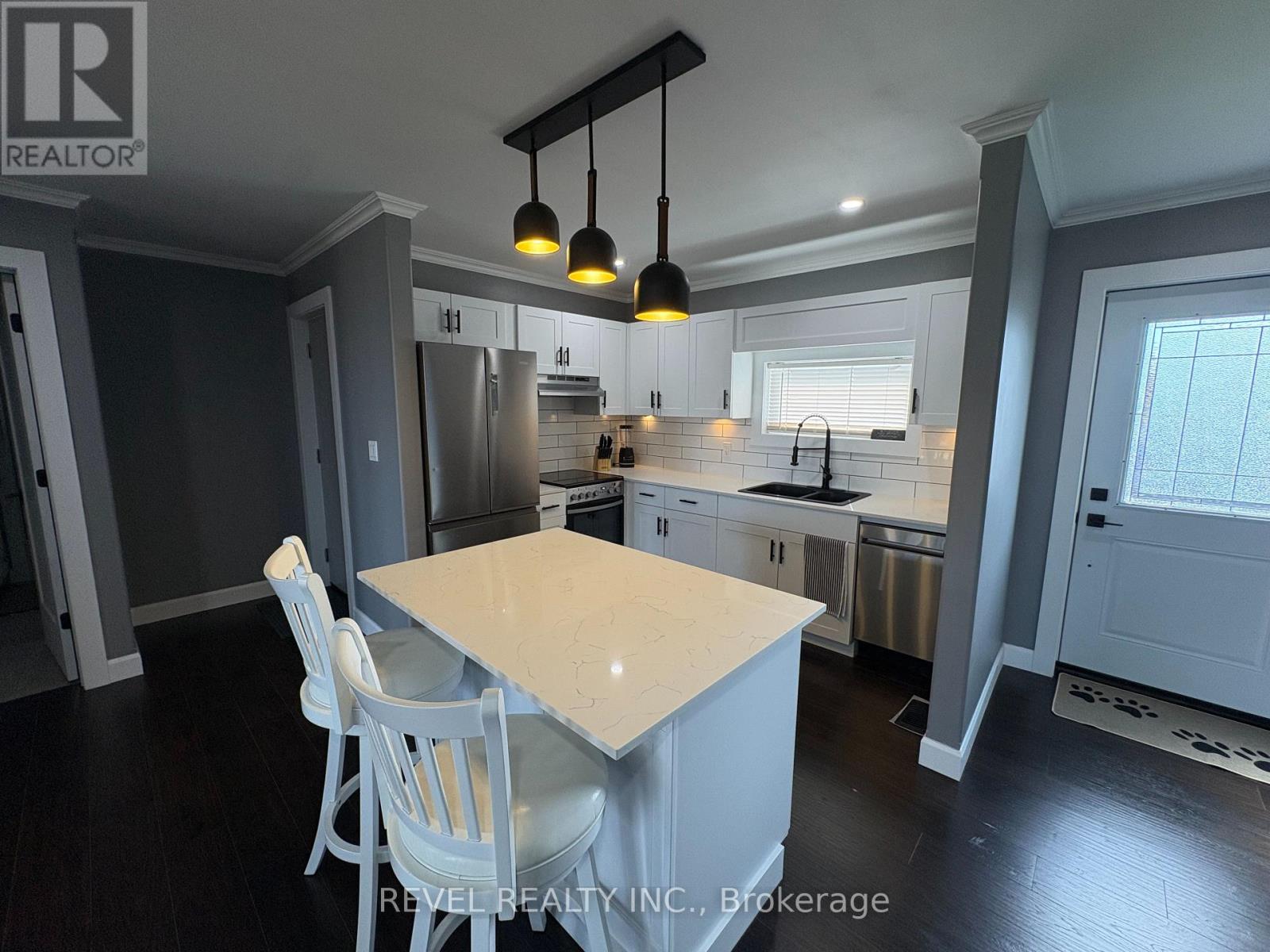 294 Chabot Crescent, Mattice-Val Cote, Ontario  P0L 1T0 - Photo 4 - T13817720