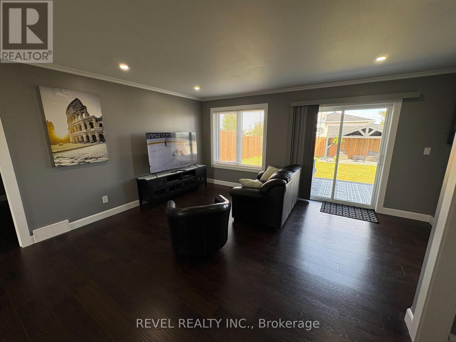 294 Chabot Crescent, Mattice-Val Cote, Ontario  P0L 1T0 - Photo 9 - T13817720
