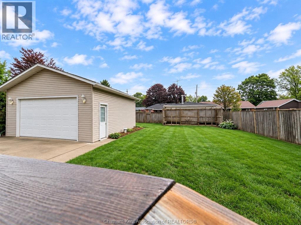 84 Holland Avenue, Chatham, Ontario  N7M 2C7 - Photo 9 - 26022777