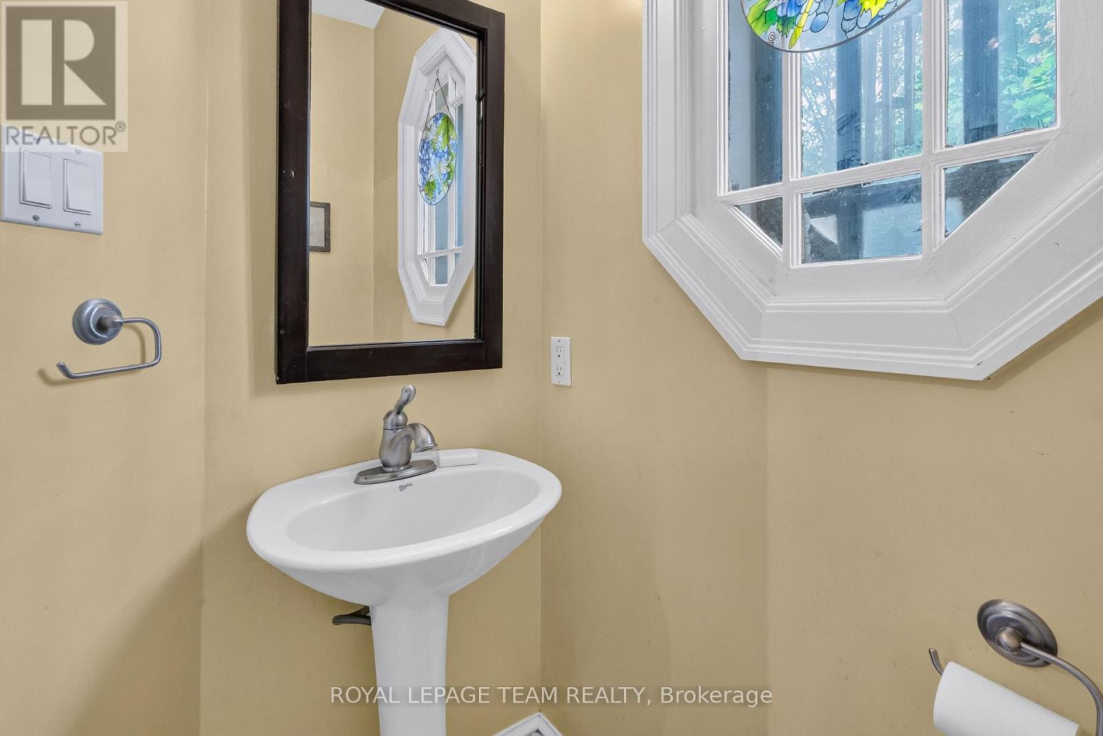 223 Mcgillivray Street, Ottawa, Ontario  K1S 1L1 - Photo 15 - X13817756