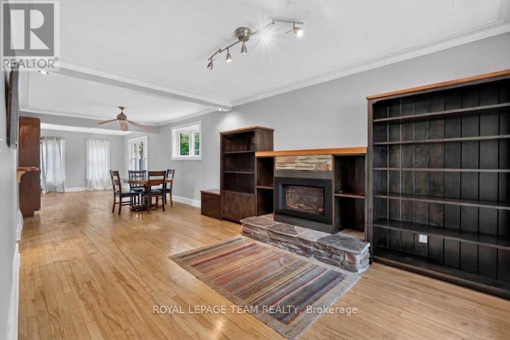 223 Mcgillivray Street, Ottawa, Ontario  K1S 1L1 - Photo 4 - X13817756