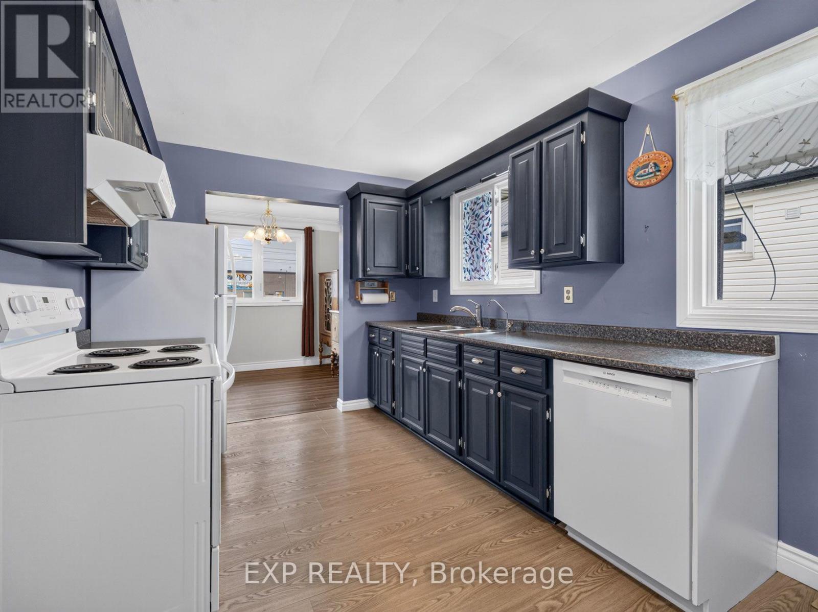 4543 Montrose Road, Niagara Falls (Ascot), Ontario  L2H 1K1 - Photo 10 - X13817636