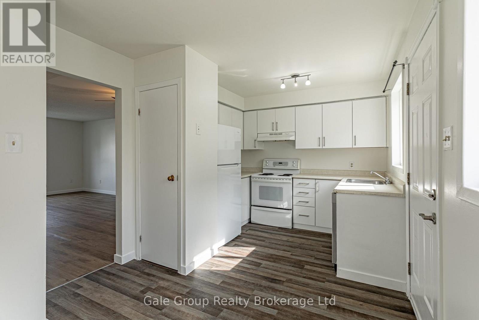 4 - 370 Springbank Avenue, Woodstock, Ontario  N4T 1L3 - Photo 8 - X13817748