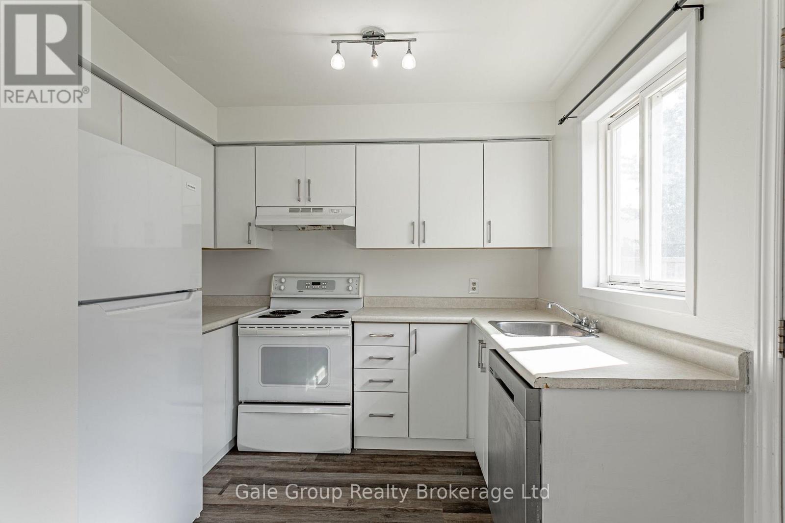 4 - 370 Springbank Avenue, Woodstock, Ontario  N4T 1L3 - Photo 9 - X13817748