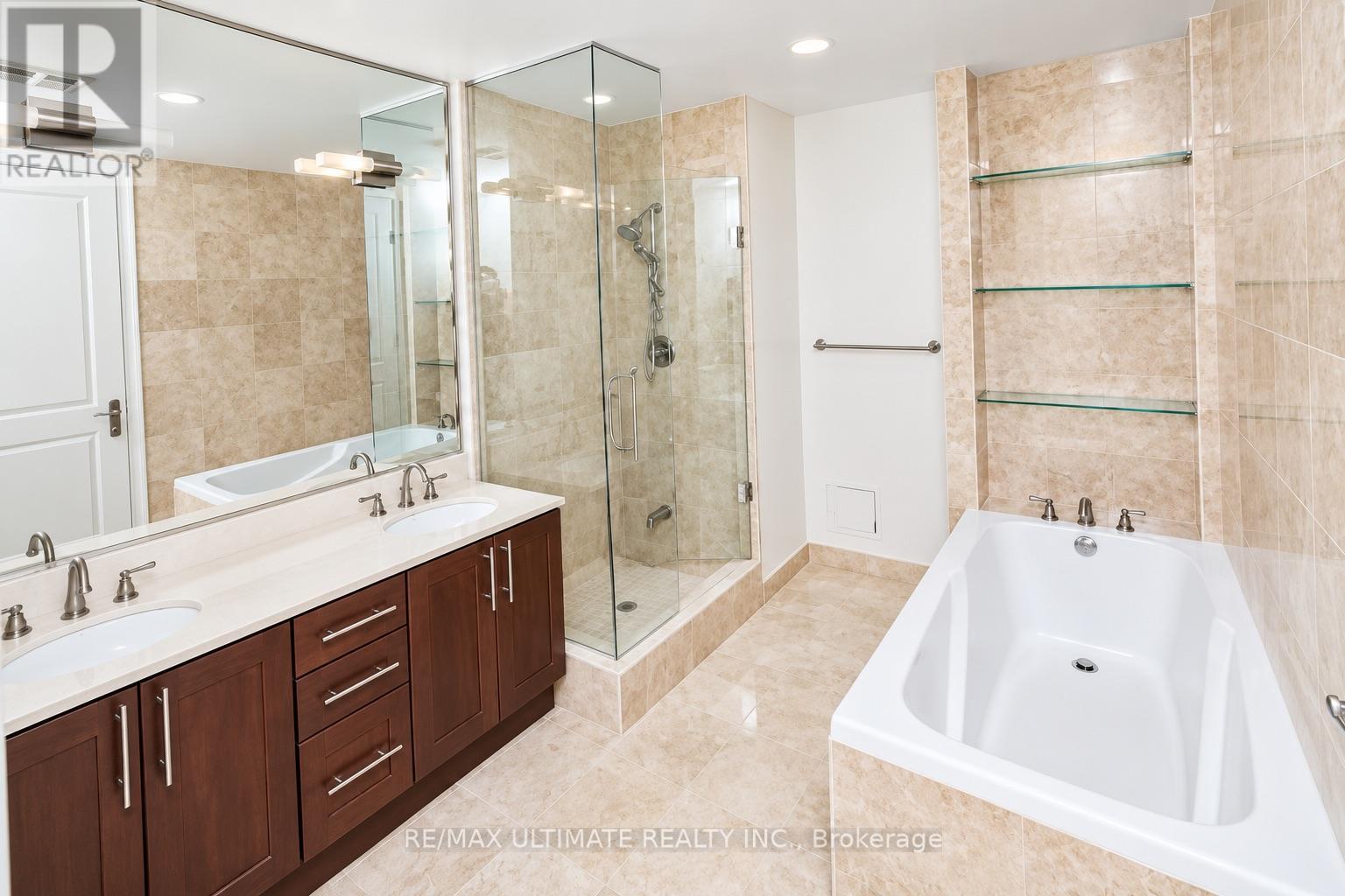 4212 - 761 Bay Street, Toronto, Ontario  M5G 2R2 - Photo 14 - C13817600