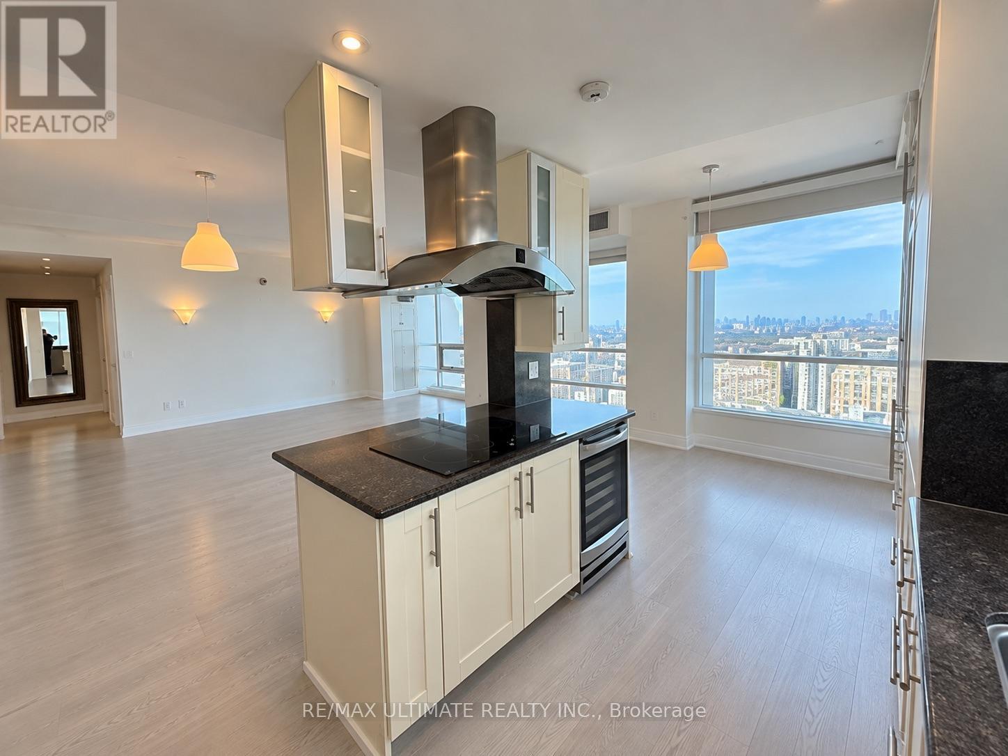 4212 - 761 Bay Street, Toronto, Ontario  M5G 2R2 - Photo 5 - C13817600