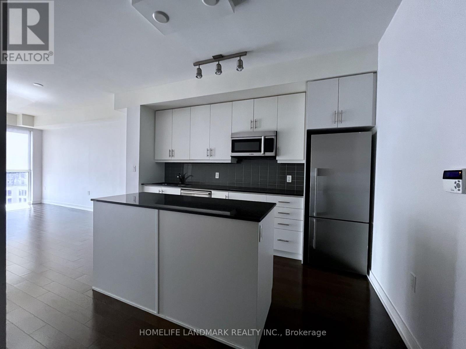 801 - 1 THE ESPLANADE DRIVE, Toronto, Ontario