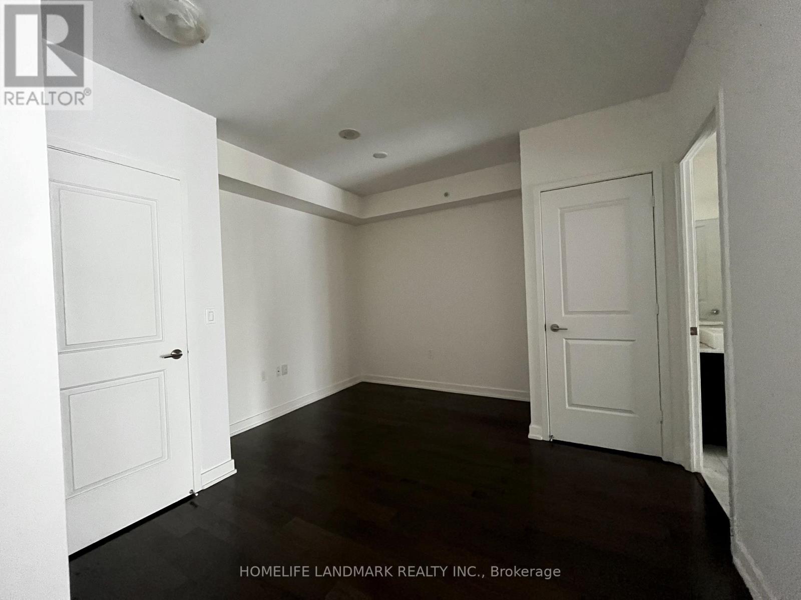 801 - 1 The Esplanade Drive, Toronto, Ontario  M5E 0A8 - Photo 3 - C13817676