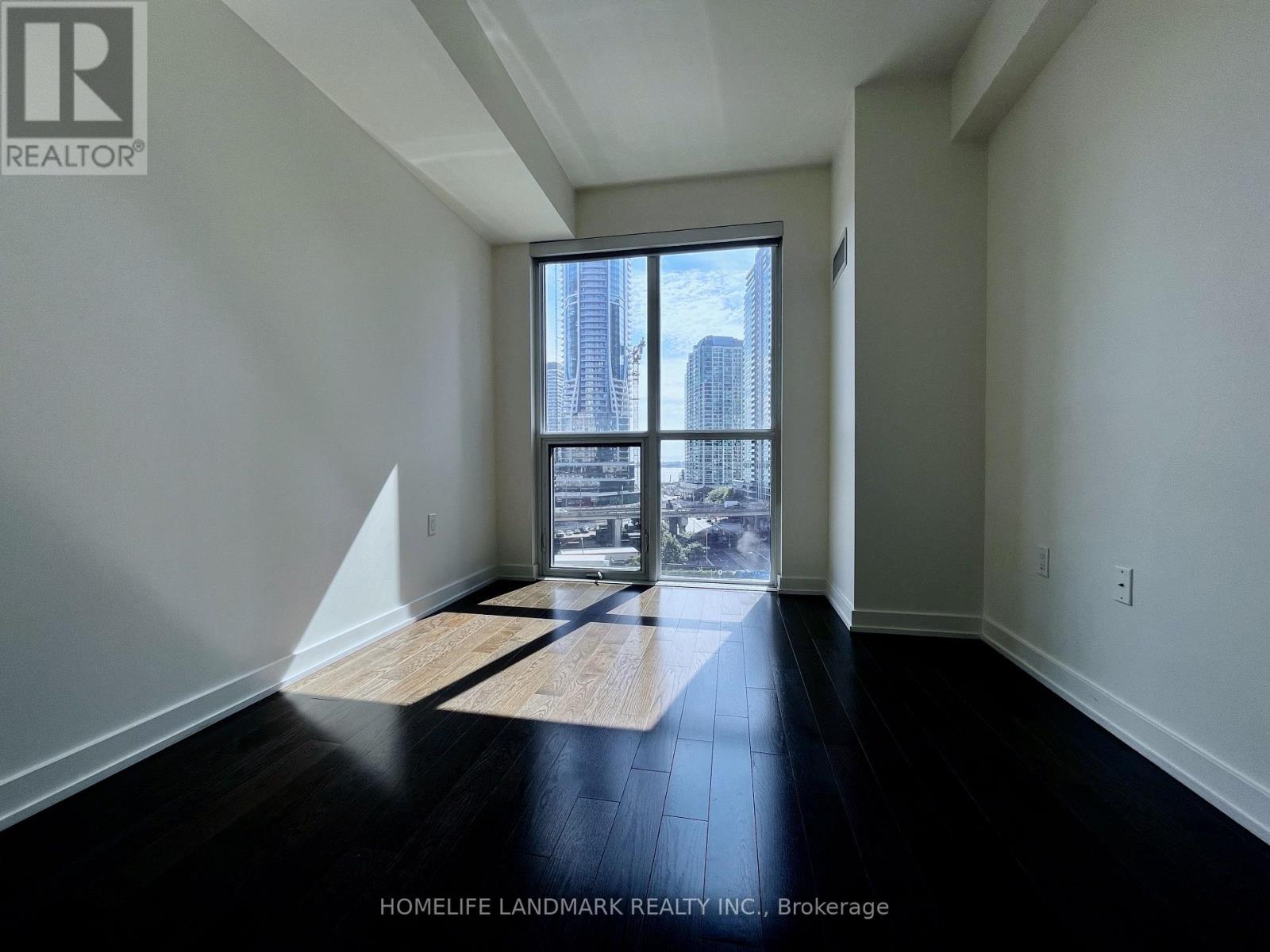 801 - 1 The Esplanade Drive, Toronto, Ontario  M5E 0A8 - Photo 5 - C13817676