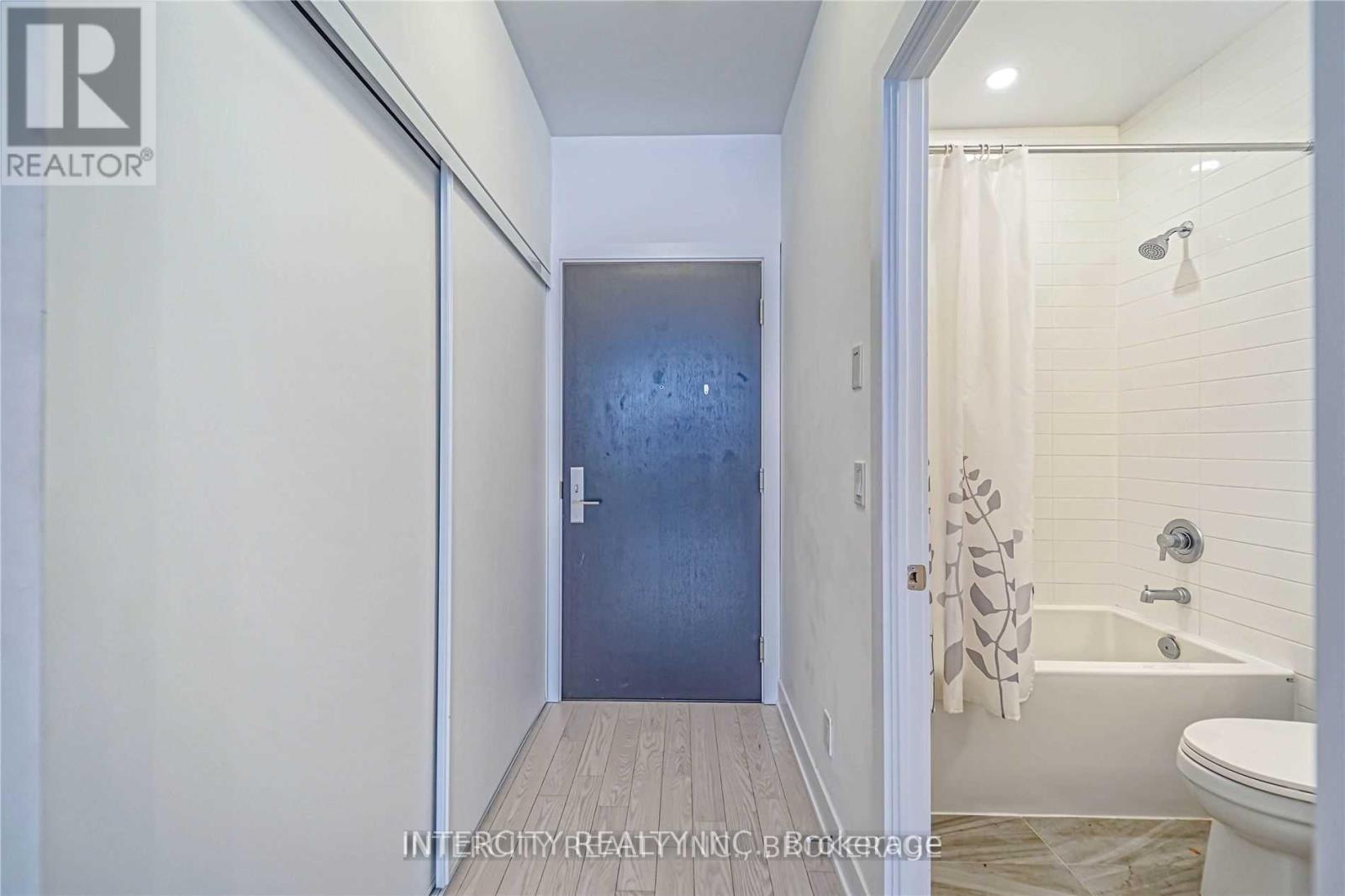 201 - 181 Bedford Road, Toronto, Ontario  M5R 0C2 - Photo 8 - C13817688