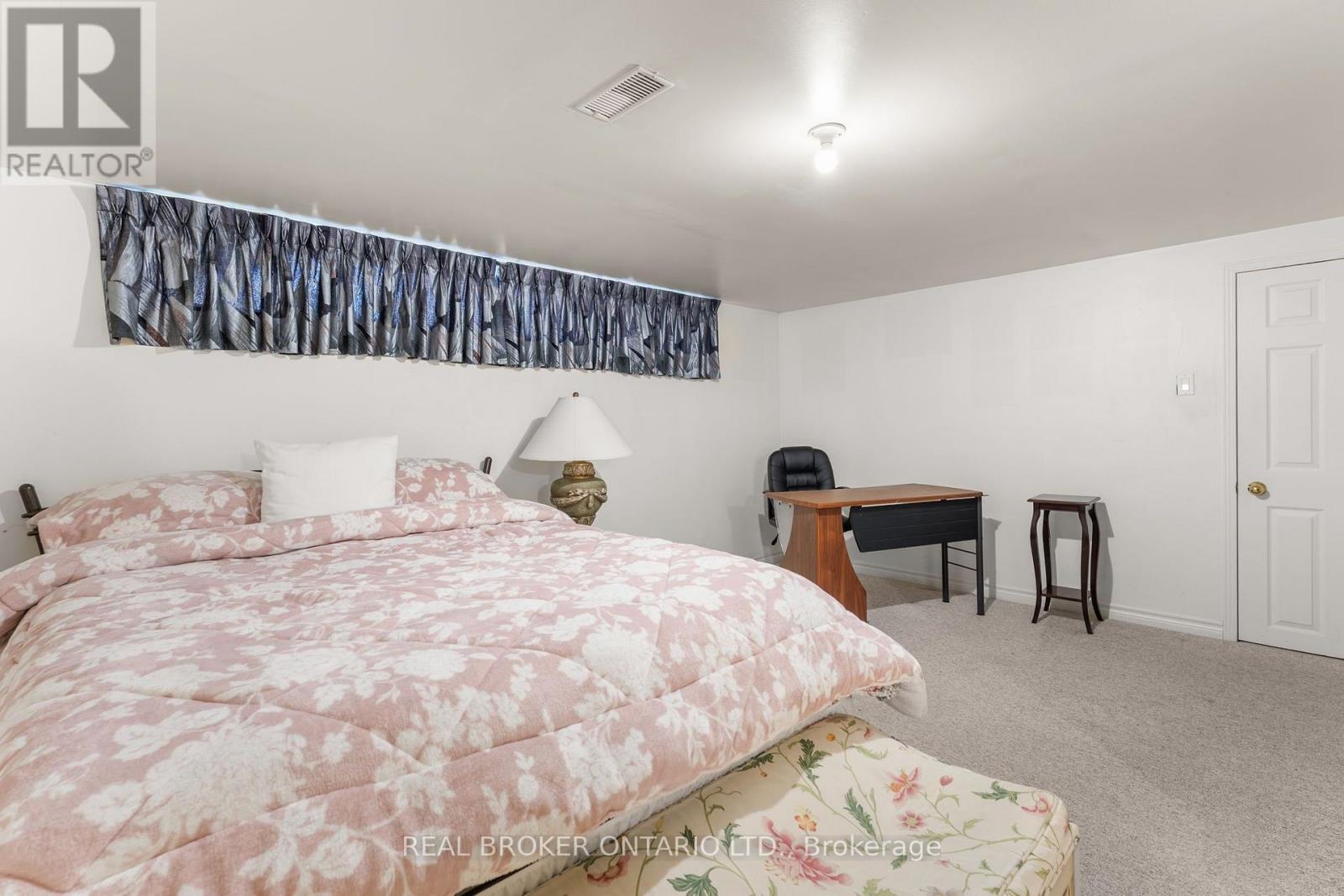 55 Rayoak Drive, Toronto, Ontario  M3A 2Y5 - Photo 21 - C13817716