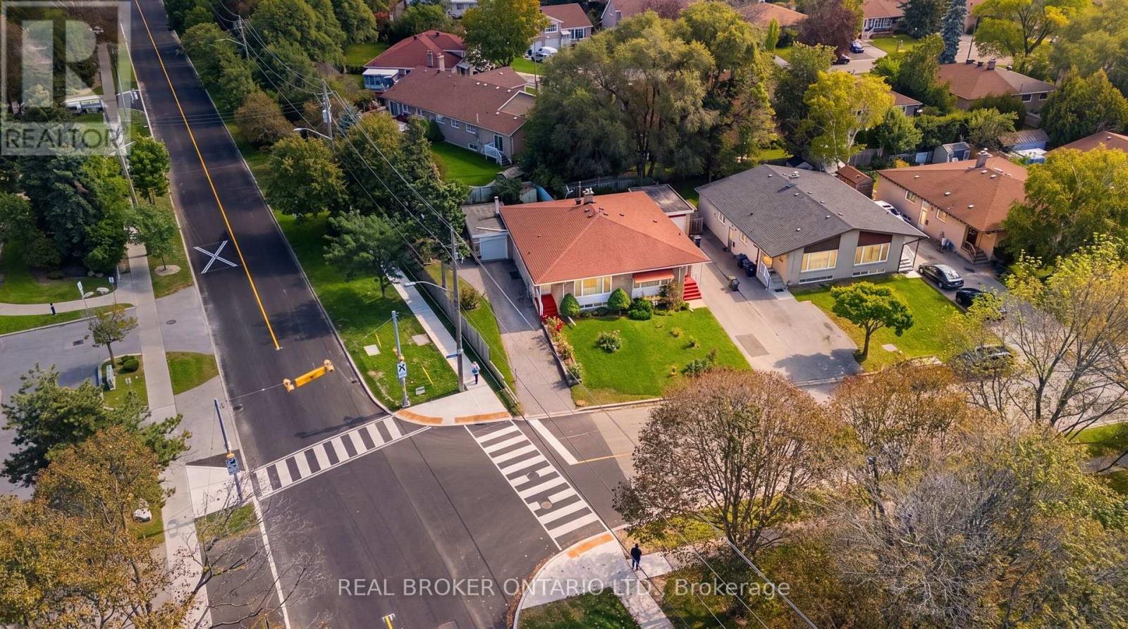 55 Rayoak Drive, Toronto, Ontario  M3A 2Y5 - Photo 30 - C13817716