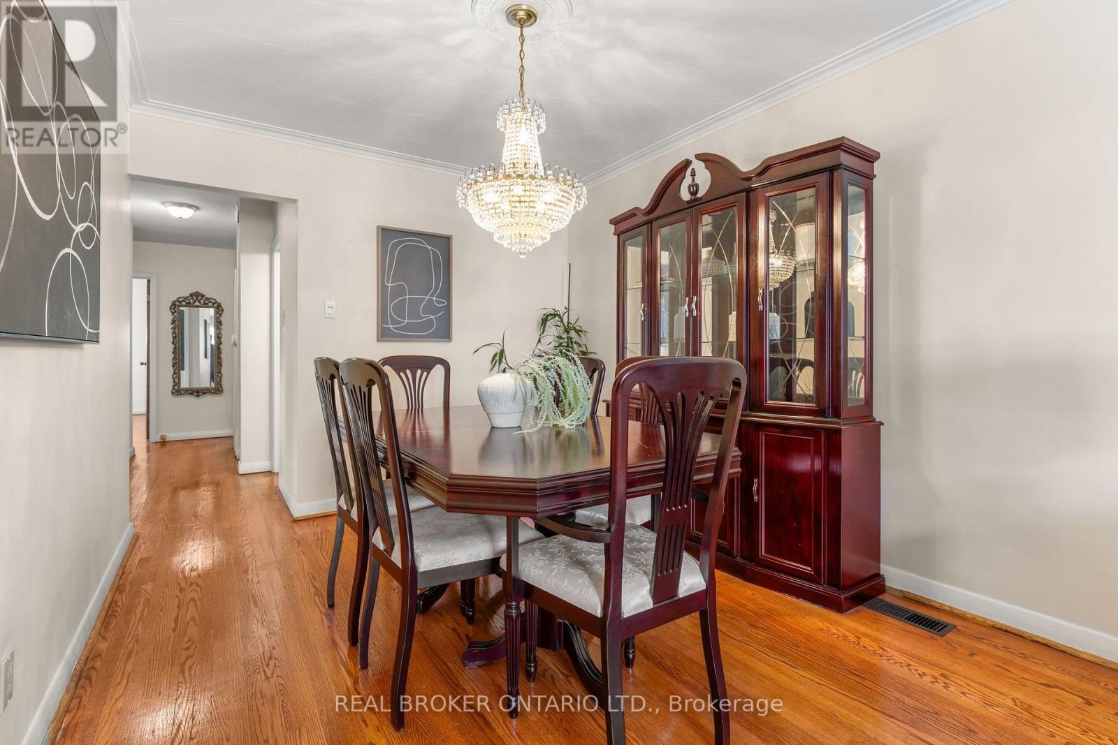 55 Rayoak Drive, Toronto, Ontario  M3A 2Y5 - Photo 8 - C13817716
