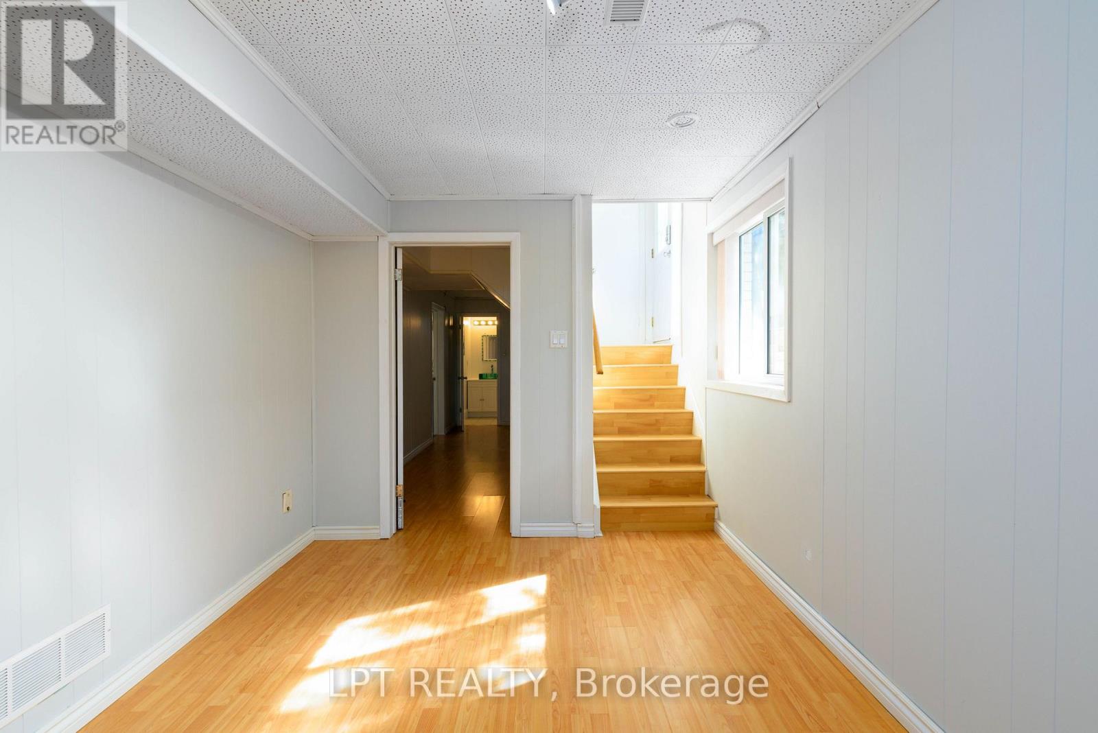 67 Woodthorpe Road, Toronto, Ontario  M4A 1S6 - Photo 23 - C13817750