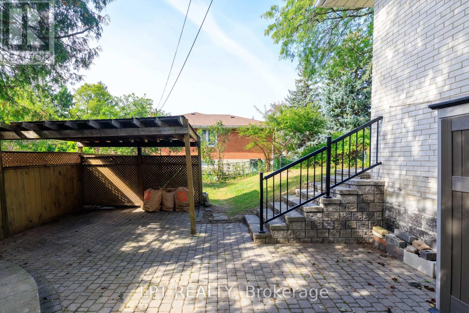 67 Woodthorpe Road, Toronto, Ontario  M4A 1S6 - Photo 33 - C13817750
