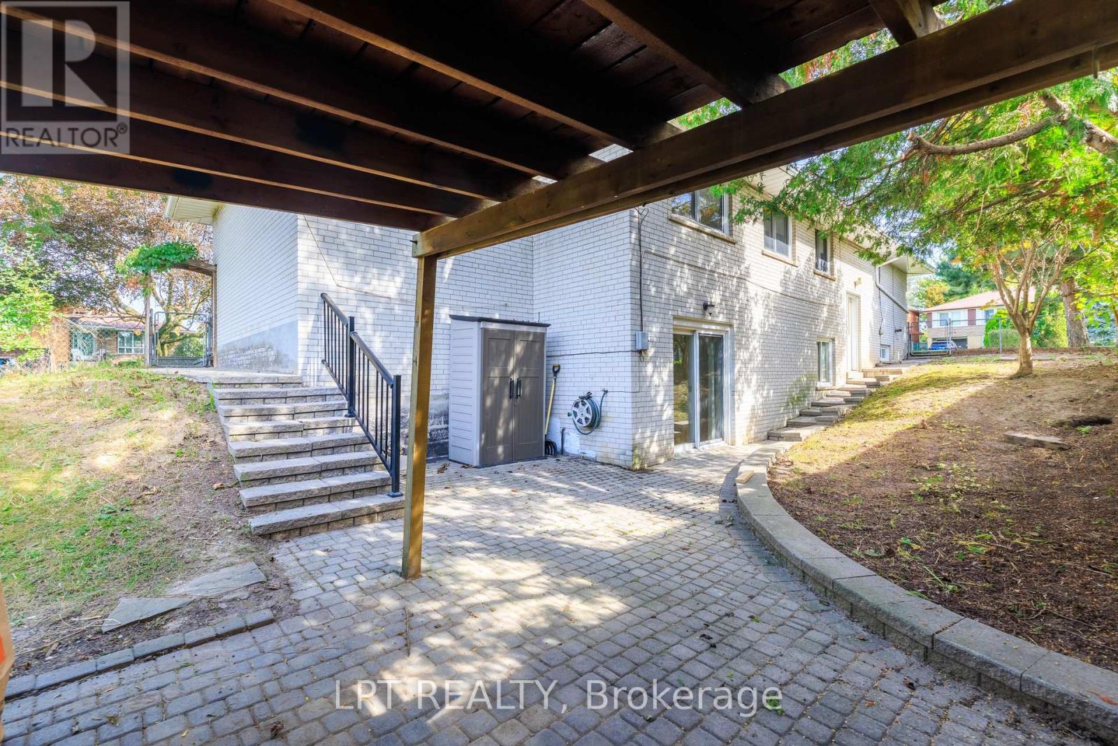 67 Woodthorpe Road, Toronto, Ontario  M4A 1S6 - Photo 34 - C13817750