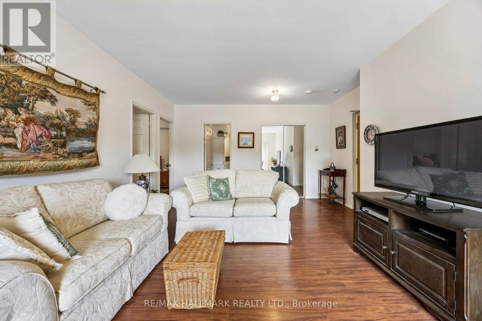 104 - 1715 KINGSTON ROAD, Toronto (Birchcliffe-Cliffside), Ontario ...