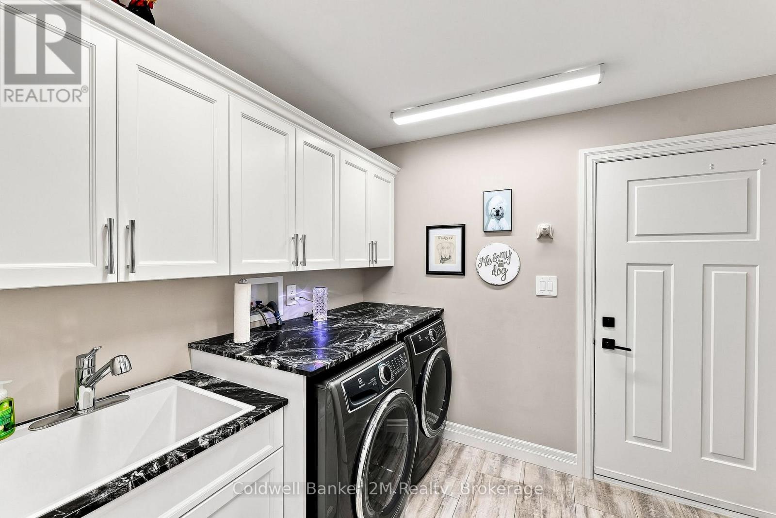 32 CARDINAL COURT photo 24