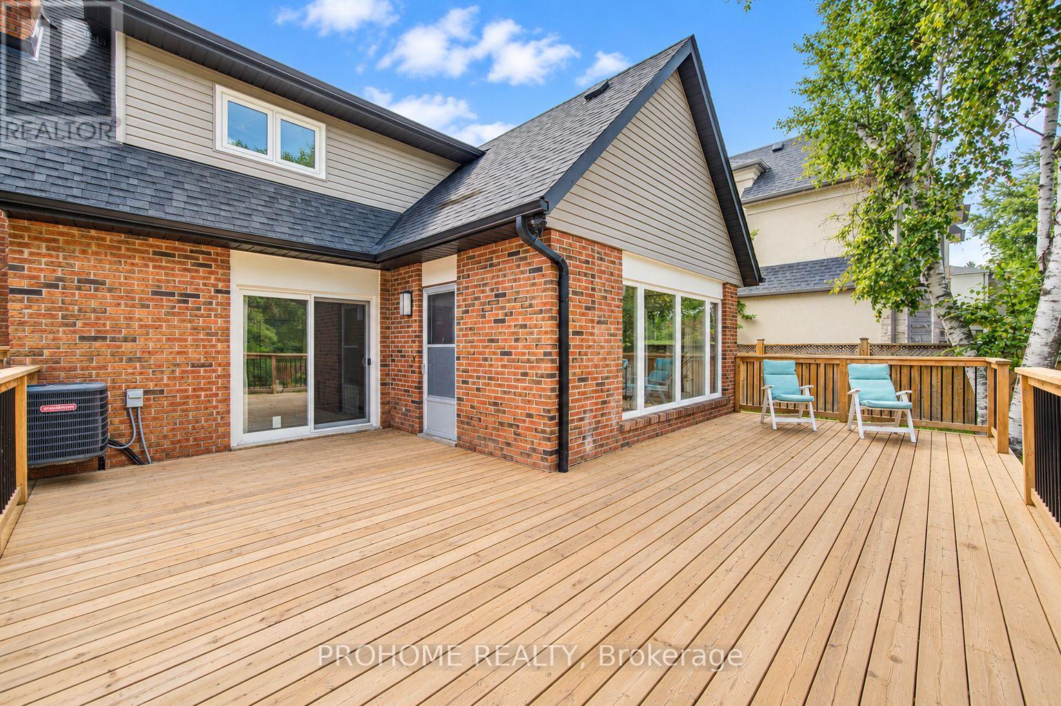 36 Summerfeldt Crescent, Markham (Unionville), Ontario  L3R 2B2 - Photo 22 - N13817672
