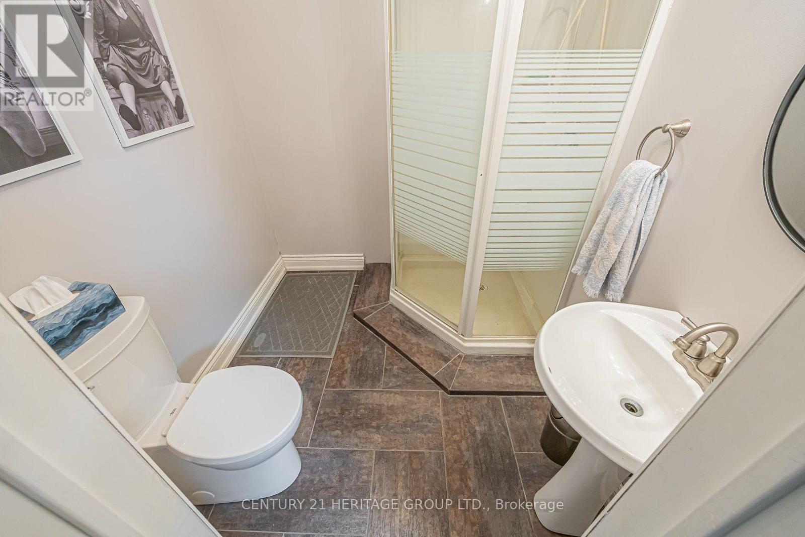 66 Howlett Avenue, Newmarket, Ontario  L3Y 5S5 - Photo 37 - N13817698