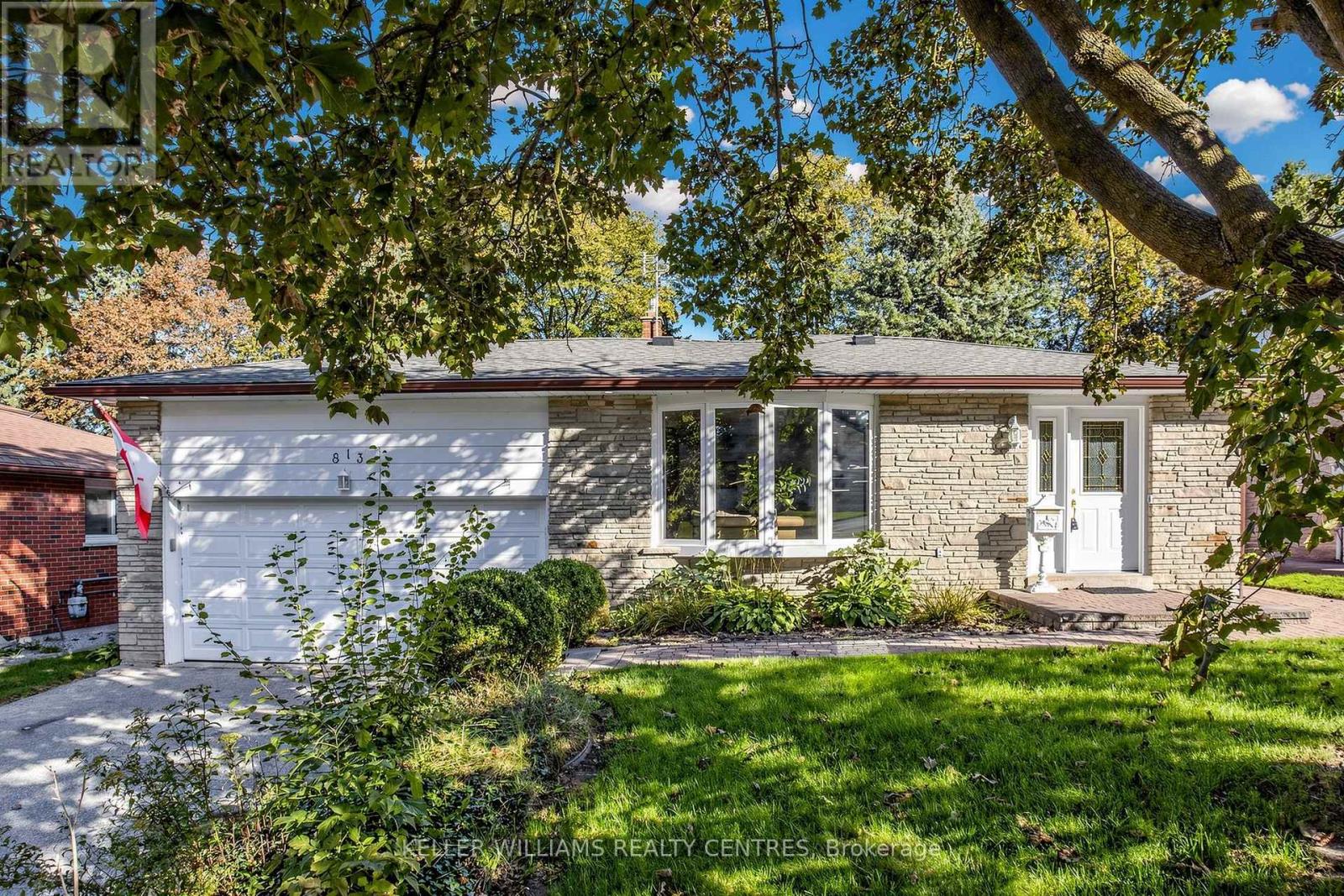 813 GRACE STREET, Newmarket, Ontario