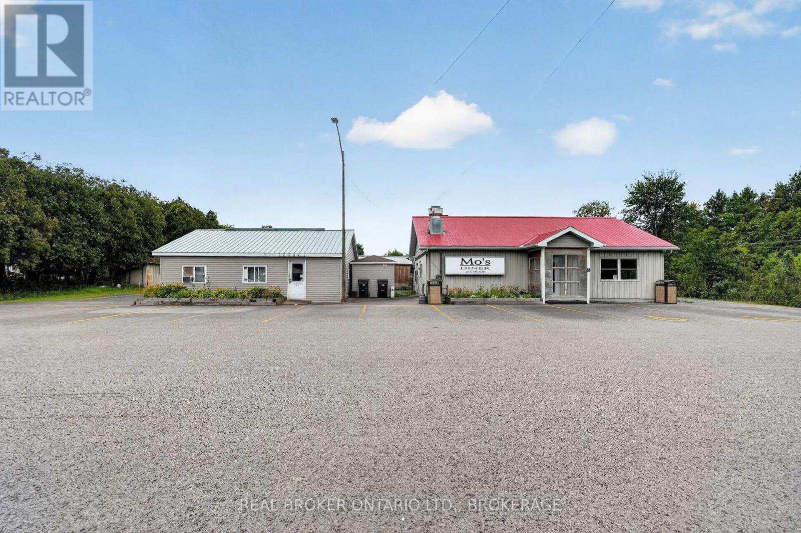 5104 Highway 138 Highway, South Stormont, Ontario  K0C 2A0 - Photo 4 - X13817674