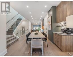 381 GLENHOLME AVENUE, Toronto, Ontario