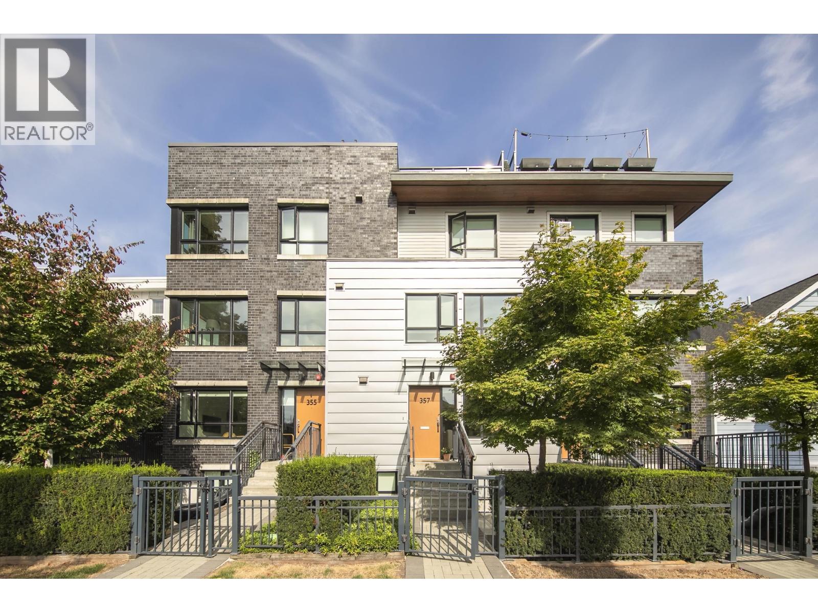 357 E 16TH AVENUE, Vancouver, British Columbia