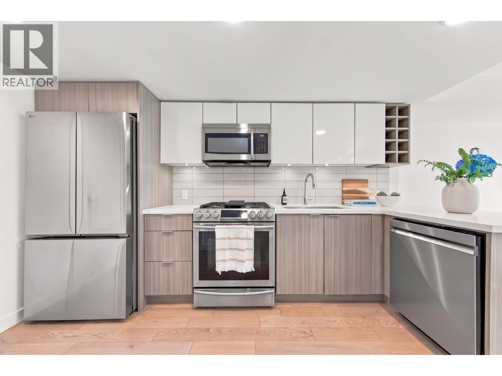 357 E 16th Avenue, Vancouver, British Columbia  V5T 2T7 - Photo 9 - R3168630