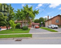 30 WOODWARD AVENUE, Brampton, Ontario