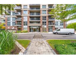1005 - 5 MICHAEL POWER PLACE, Toronto, Ontario