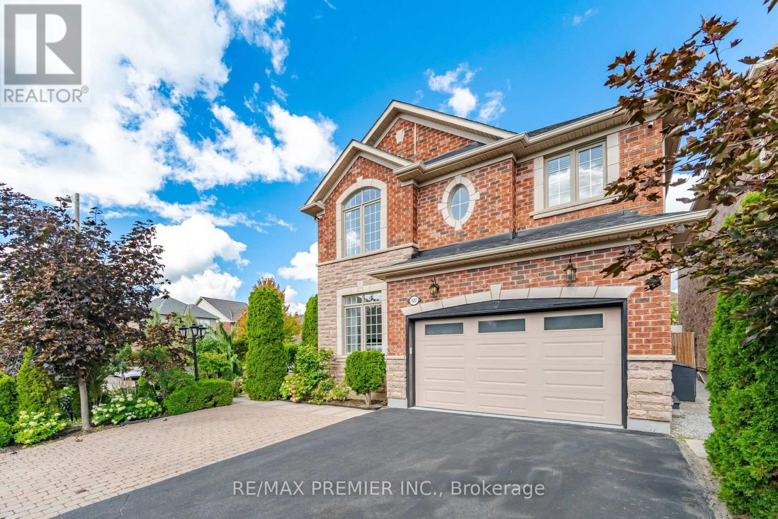 127 Ozner Crescent, Vaughan, Ontario  L4H 0G1 - Photo 4 - N13784926