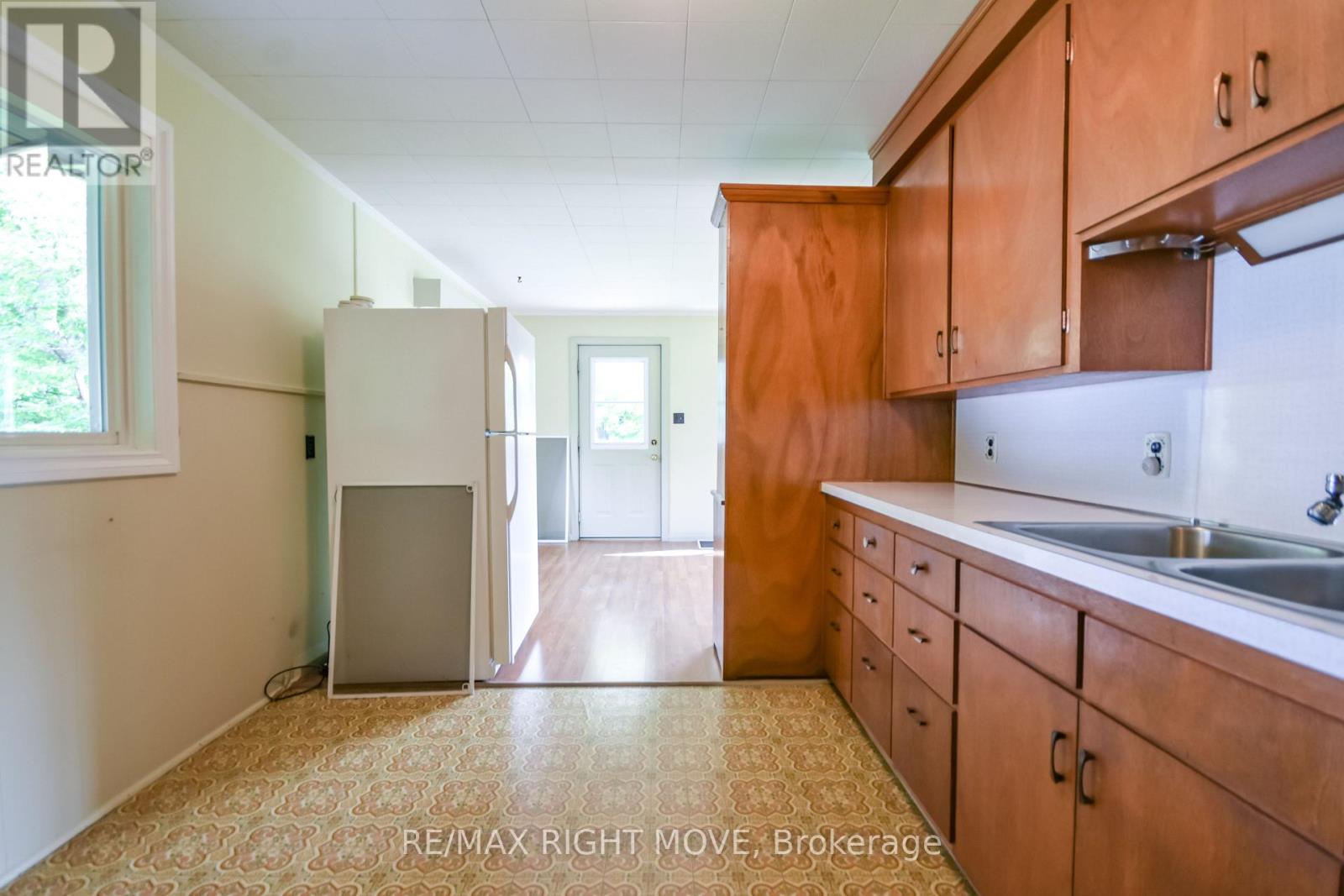 574 Lake Dalrymple Road, Kawartha Lakes (Carden), Ontario  L0K 1W0 - Photo 10 - X13817622